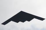 1920px-B2_silhouette
