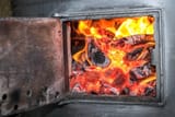 depositphotos_27130697-stock-photo-old-stove-with-open-door