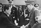 Adolf_Hitler_meets_with_the_Japanese_ambassador_Hiroshi_Oshima_1942