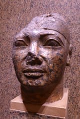 Shabatka_portrait,_Aswan_Nubian_museum