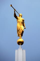 1200px-MORONI2