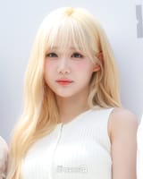 250619-tripleS-SeoYeon-at-Beidelli-Opening-Event-documents-4