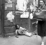 Daily_Life_In_The_Warsaw_Ghetto_28