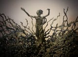 Pericle-Fazzini-–-Bozzetto-per-la-Resurrezione-Study-for-the-Resurrection-1969-1970-bronze-70-x-147-x-20-cm-installation-view-Vatican-Museums-scaled