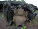 Broken_jain_idol