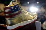 sneaks