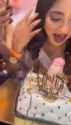 big white cake_thumb.jpg