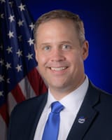 NASA_Administrator_Jim_Bridenstine_Official_Portrait_(NHQ201907240001)