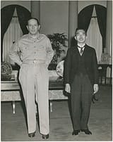 Emperor_Hirohito_and_General_MacArthur