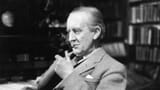 writer-jrr-tolkien-1014x570