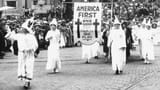 kkk_immigrants_gettyimages-514702614