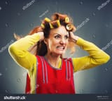 crazy-housewife_hair-in-rollers