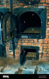 oven-at-auschwitz-crematorium-owicim-poland-B9GMRW-3720753640
