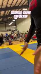 Jiujitsu-girl-submits-boy-_trianglechoke-_bjjgirl-_jiujitsu_1_thumb.jpg