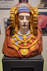 Reproduccion_policromada_de_la_Dama_de_Elche._Museu_Monogràfic_de_l&#039;Alcúdia_(Elx)_01