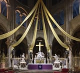 Cathedrale_Notre-Dame_de_Paris_maitre-autel 2