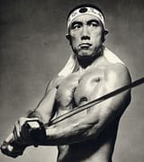 yukio-mishima-be2cedde-8135-43a9-b425-3632b286c19-resize-750