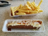 Patat_speciaal_and_frikandel_speciaal
