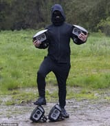 74944497-12922741-Anti_ULEZ_campaigners_known_as_the_Blade_Runners_claim_to_have_d-a-22_1704295679892
