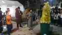 rapidsave.com_an_indian_tourist_israel_worships_a_rabbi-nbkc1nxx1h8f1-270_thumb.jpg