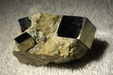 1280px-Pyrite_Cubes