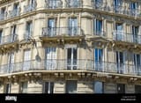 european-apartment-building-EDC7T4