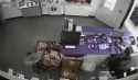 funwblacks-1152-philly-metropc-too-slow-to-rob-shot_thumb.jpg