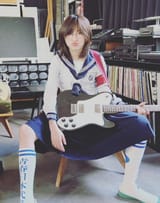 guitar-playing-cutie-jap