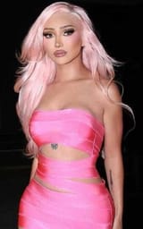 1731669896_Nikita-Dragun-m