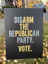example-of-brilliant-sign-design-that-get-their-messages-across-in-creative-ways-29