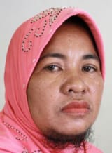 Muslimah before Western cosmetics hygiene