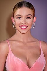 250px-Sydney_Sweeney_2019_by_Glenn_Francis