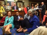 ss-160622-house-dems-sit-in-mbe-1118p-4