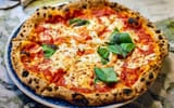 254-Pizza-Italy-Top-10-European-Foods