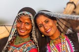 00-Moria-and-Anita_1495(pp_w568_h378)