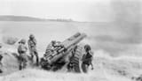 60_pounder_gun_firing_in_Mesopotamia