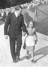 Hitler with jewish girl Bernile Nieneu on her and Hitlers birthday.