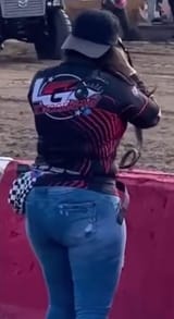 Thicc race camera chica