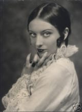 Joan 19