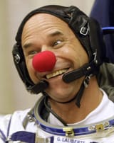091008-space-clown