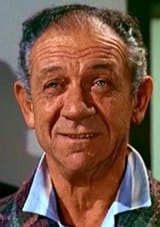 Sid James Carry On Doctor (1967)
