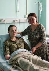 ukrainian-girl-maimed-in-war