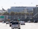 univision-los-angeles-headquarters-building-seen-405-1500w-7935639b