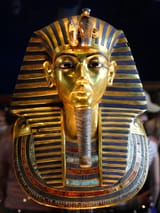gold-king-tut-mask