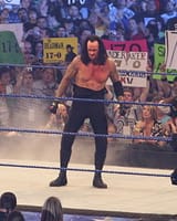 250px-Undertaker_at_Wrestlemania_25_cropped