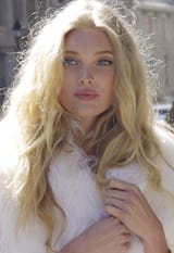 Elsa_Hosk_-_Backstage_Lancaster_in_Montreal,_Canada_(cropped)
