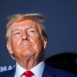 2023-08-08T193645Z_376693341_RC2QJ2AG53DD_RTRMADP_3_USA-TRUMP-1691605137