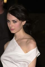 Mia_Kirshner_087