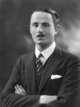 Oswald_Mosley_MP_(3x4_cropped)
