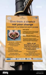 anti-homeless-sign-in-castle-street-shrewsbury-england-M4AG9X